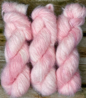 Hand Dyed Yarn "Pixie Apples" Pink Blush Rose Pink Pink Pink Didimentionpink BFL Bluefaced Leicester Sport Superwash 278yds 100g