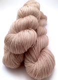 Hand Dyed Yarn "Sabelle" Brown Tan Taupe Sable Beige Speckled Merino Fingering Superwash 438yds 100g