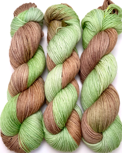 Hand Dyed Yarn "Pistachio" Green Beige Mint Brown Caramel Lime Speckled Merino Nylon Sock Fingering SW 437yds 100g