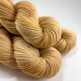 Hand Dyed Yarn "Wheat Kings" Yellow Beige Honey Tan Gold Blonde Brown Speckled Merino Fine Fingering Superwash 438yds 100g