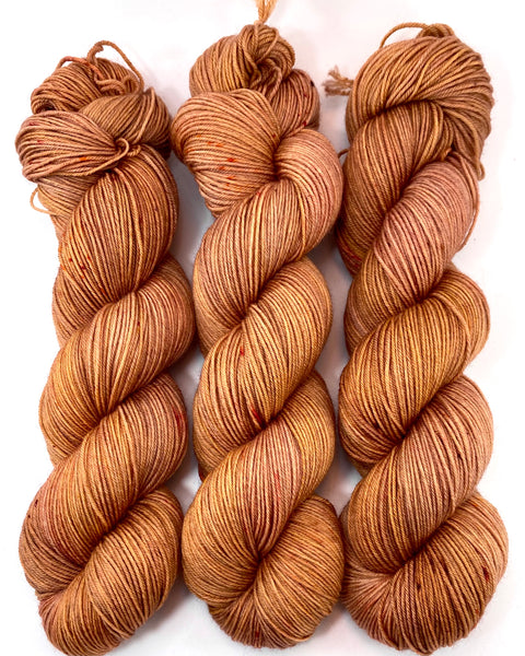 Hand Dyed Yarn "Bittersweet” Orange Gold Copper Peach Rust Pumpkin Caramel Speckled Merino Fingering Superwash 438yds 100g