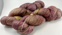 Hand Dyed Yarn "Orchids Akimbo” Purple Brown Caramel Mauve Tan Taupe Violet Speckled BFL Bluefaced Leicester Fingering Superwash 438yds 100g